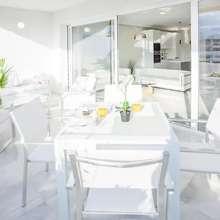 Vacation I El Dorado, 10 Minutes Walking To Puerto Banus, Great Views, Golf Valley, Swimming Pool, Beach And Views Apartment *