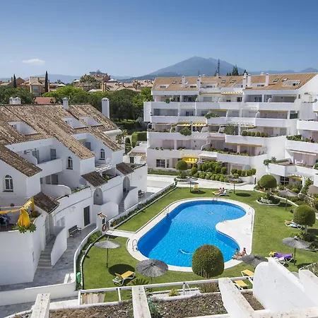 Vacation I El Dorado, 10 Minutes Walking To Puerto Banus, Great Views, Golf Valley, Swimming Pool, Beach And Views Marbella