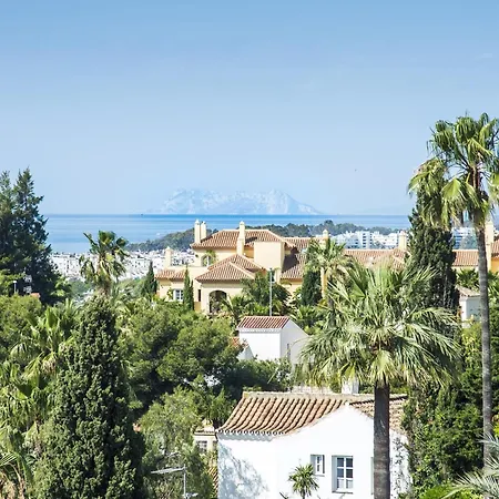 Vacation I El Dorado, 10 Minutes Walking To Puerto Banus, Great Views, Golf Valley, Swimming Pool, Beach And Views Marbella